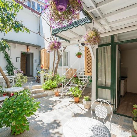 Aya Butik Otel Адалар Екстериор снимка