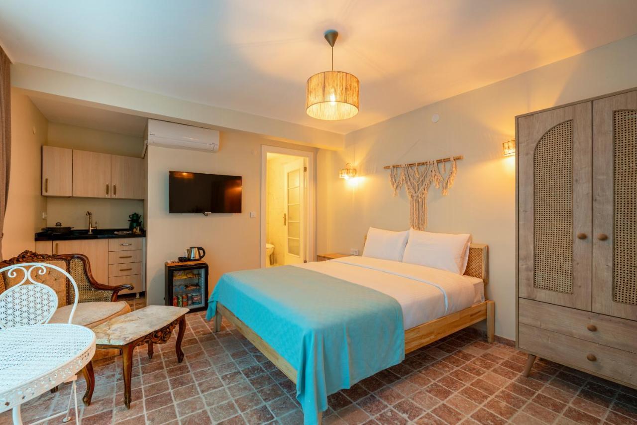 Aya Butik Otel Адалар Екстериор снимка