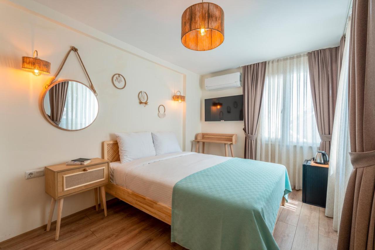 Aya Butik Otel Адалар Екстериор снимка