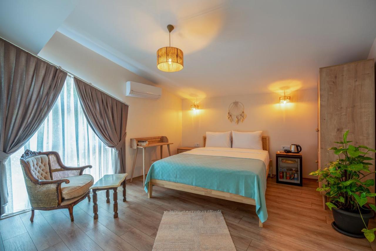 Aya Butik Otel Адалар Екстериор снимка