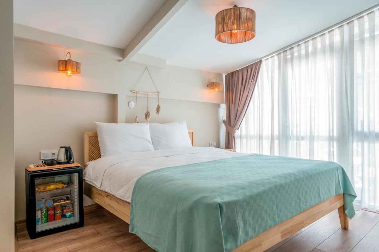 Aya Butik Otel Адалар Екстериор снимка