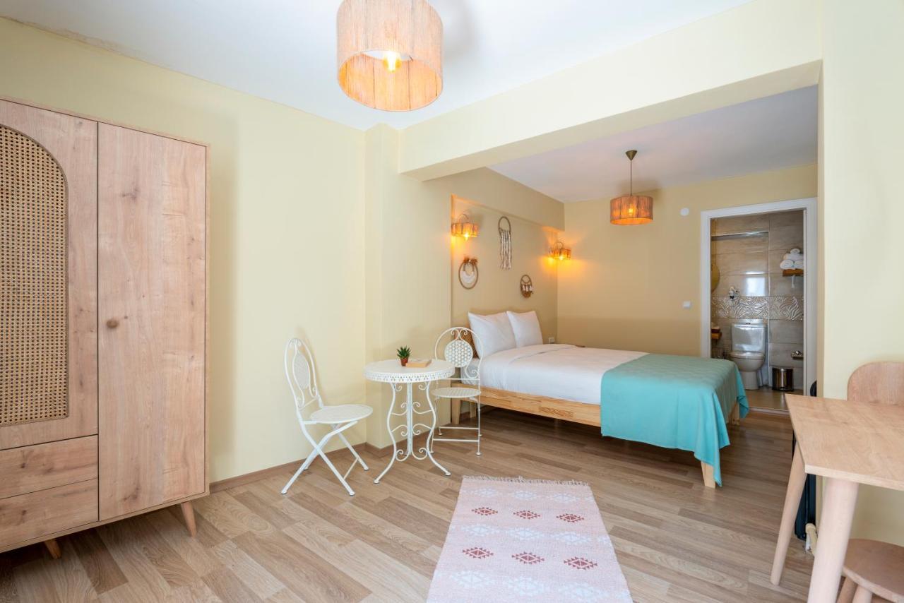 Aya Butik Otel Адалар Екстериор снимка