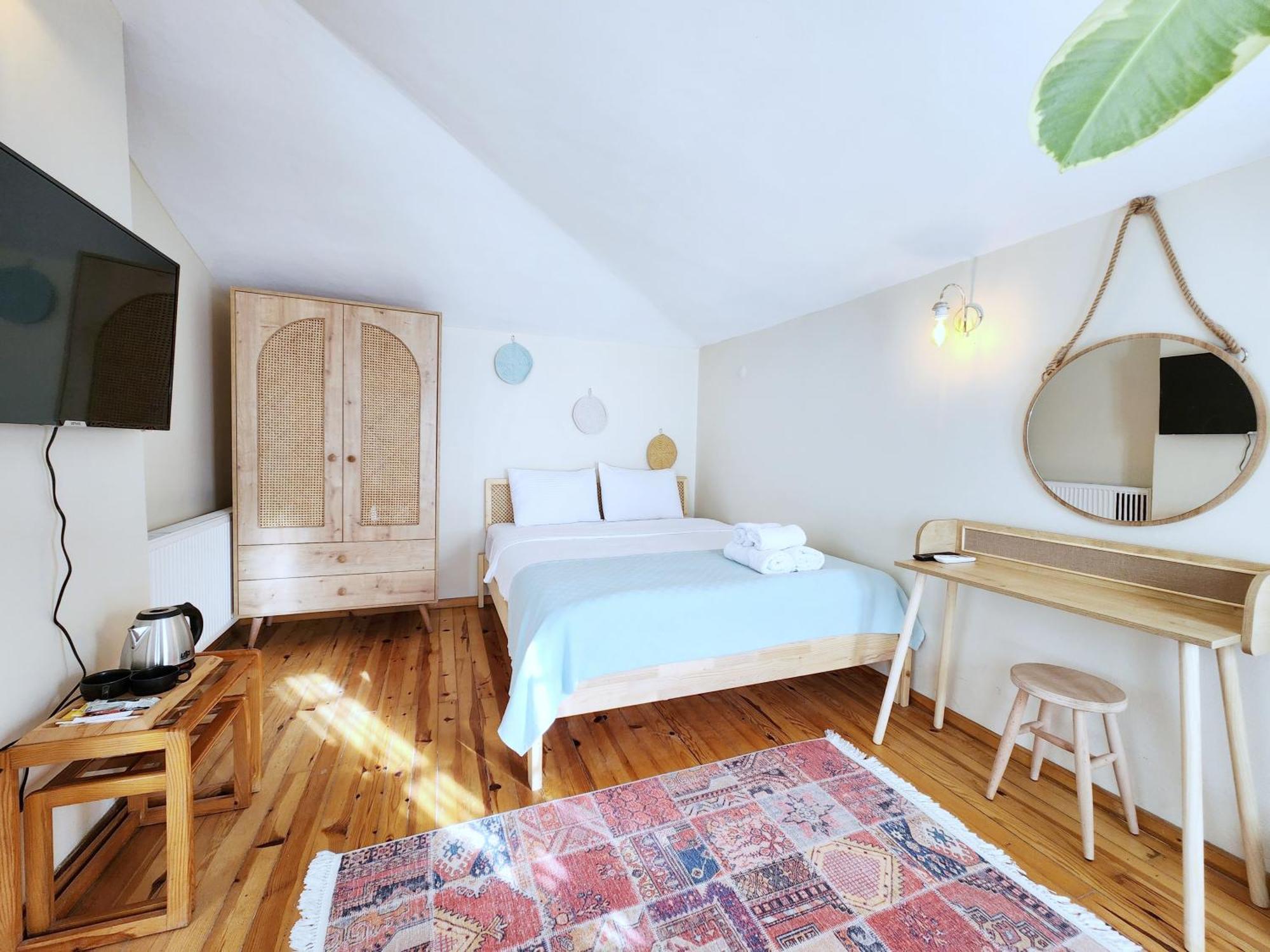 Aya Butik Otel Адалар Екстериор снимка