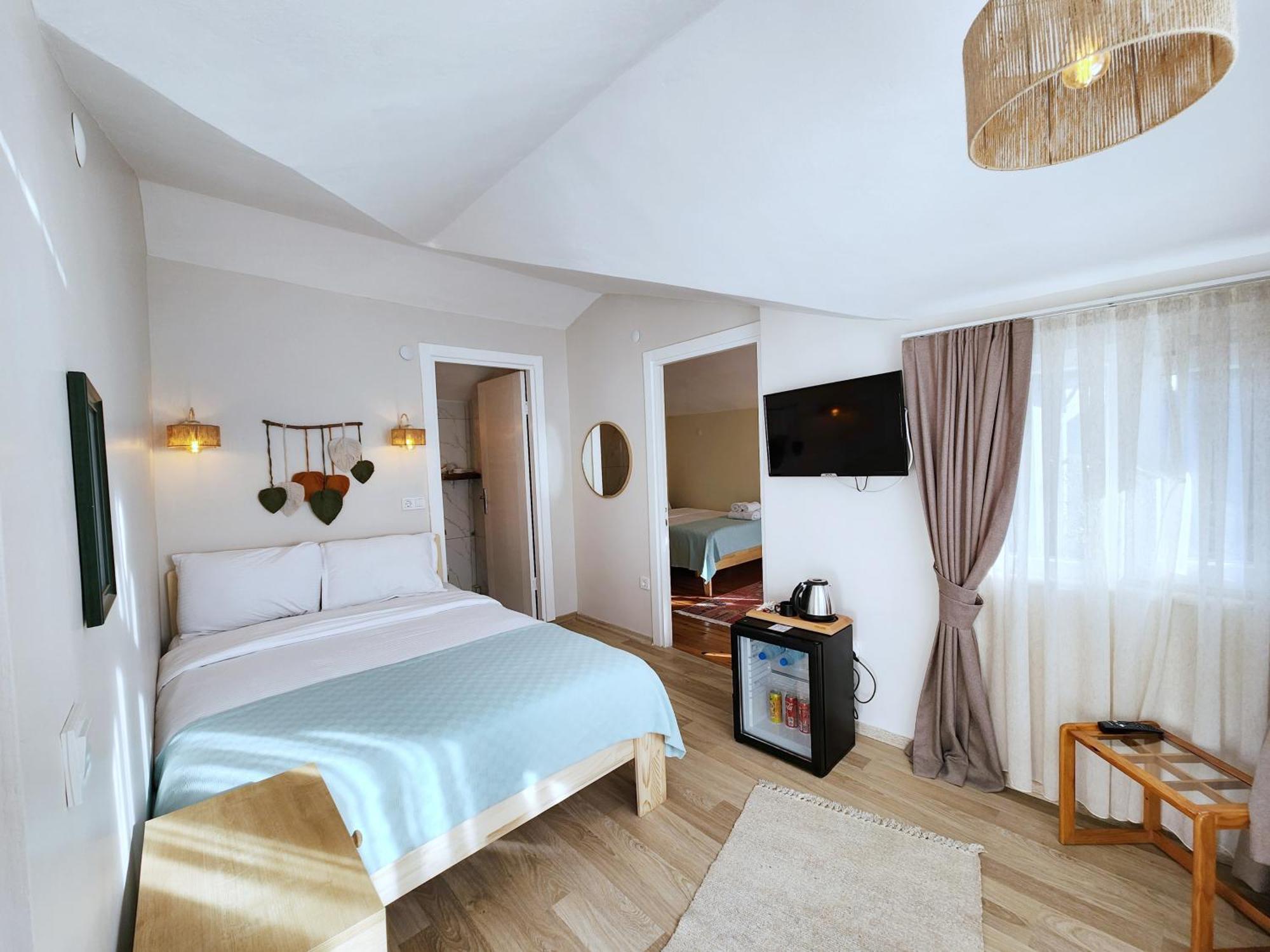 Aya Butik Otel Адалар Екстериор снимка